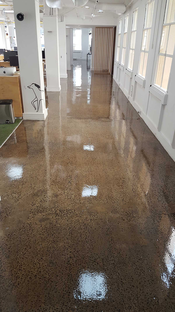 環(huán)氧地坪可以翻新嗎